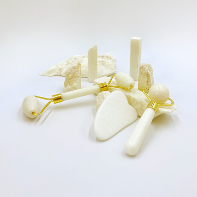 2023 Nuovi modelli Yin Yang Gua Sha Set 100% giada naturale Roller per la cura della pelle e del viso