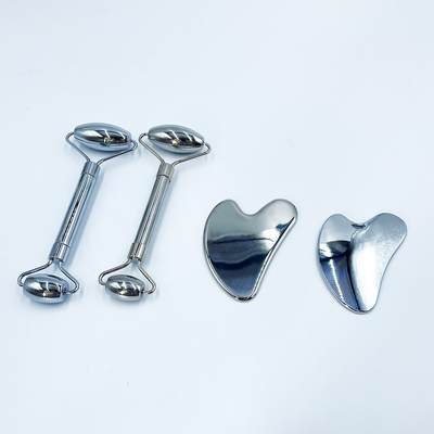 Area bersaglio del corpo Cuore in acciaio inossidabile Gua Sha per facelift Globi di ghiaccio Logo personalizzato